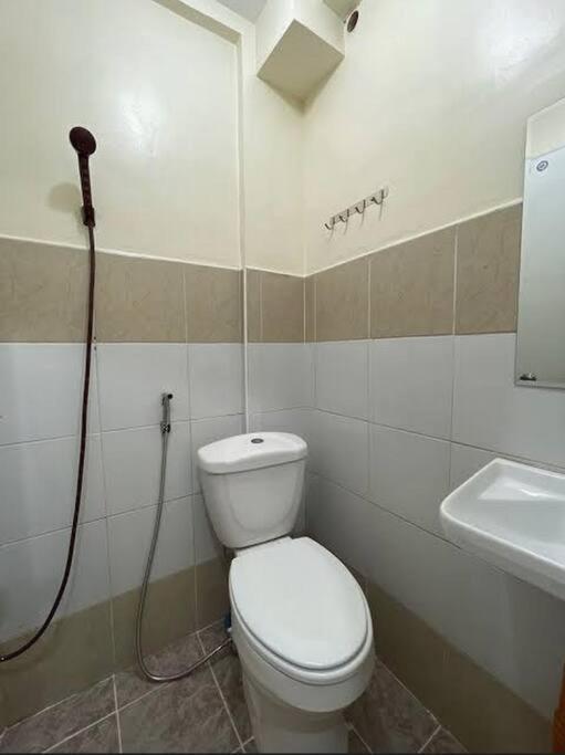Lawton Residences 2c Apartment *